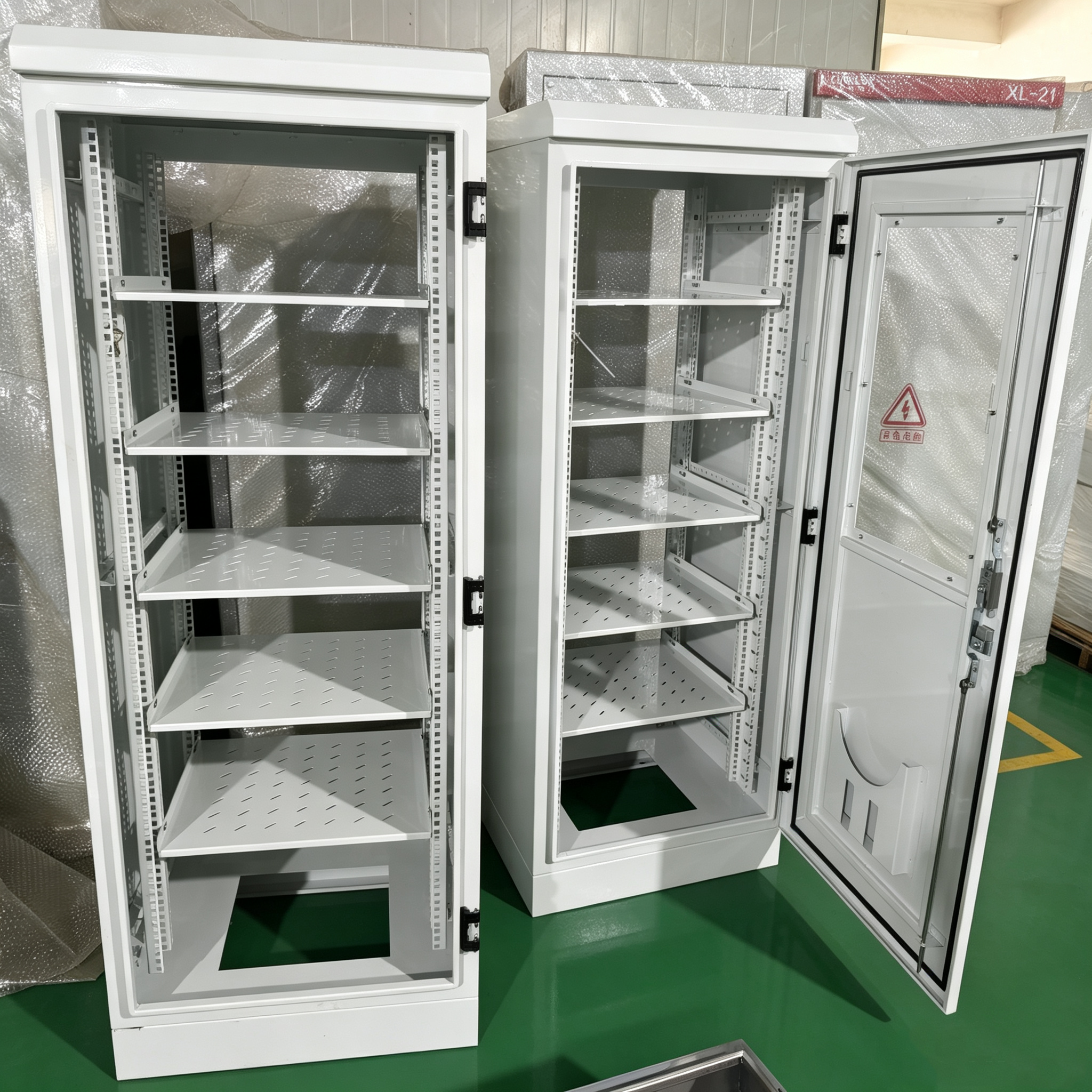 ဖြန့်ဖြူးရေးဗီဒိုများအတွက် 304 stainless steel နှင့် glass observation Windows ကို အဘယ်ကြောင့် ရွေးချယ်သင့်သနည်း။